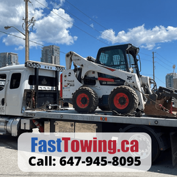 Fast Towing Toronto Scarborough Equipment Towing Machinery Tow Truck Flatbed 647-945-8095